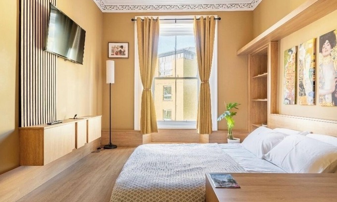 Tollcross Apartment | Winter deal for digital nomads