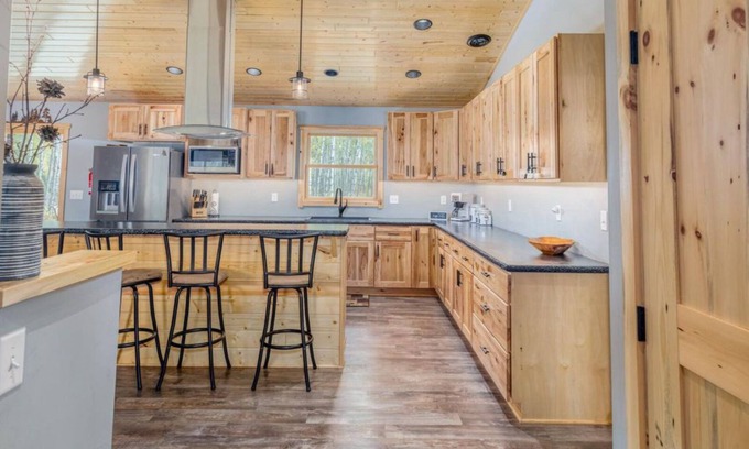 Babbitt House | Winter Escape: Ride-In/Ride-Out to Prospector Trails, 10 Acres Near Giants Ridge