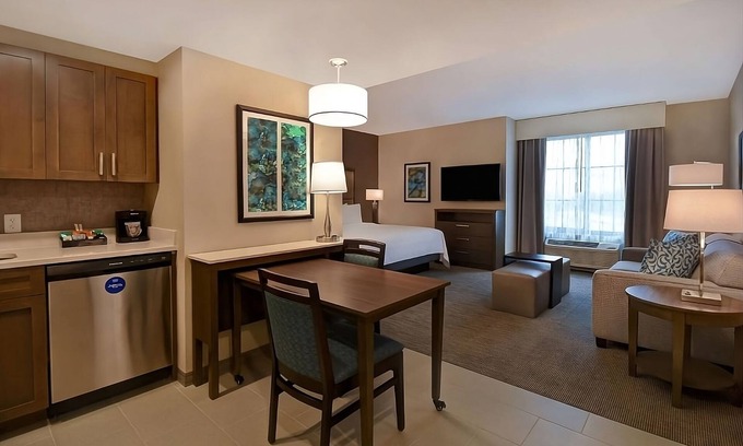 Florida Central Atlantic Coast Hotel | Winter Garden Getaway! Full Kitchen, Swimming Pool, Pets Allowed!