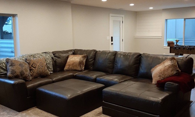Mountain Green Apartment | Winter getaway by Snowbasin, Utah