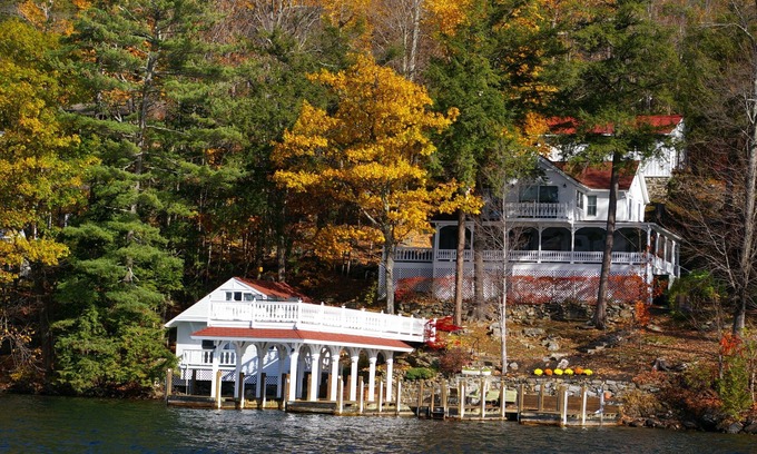 Kattskill Bay House | Winter Home on Lake George 4 bedrooms. 3 bathrooms. Screened porch