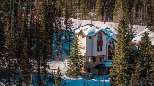 Mountain Village House | Winterleaf home