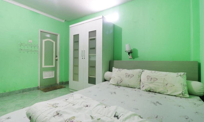 East Jakarta House | Wisma Aam Syariah
