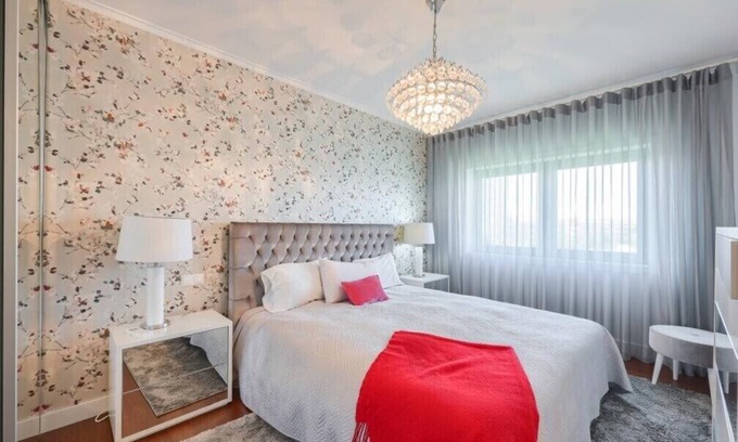 Aradas Apartment | Wisteria Guest House, Free parking - Aveiron