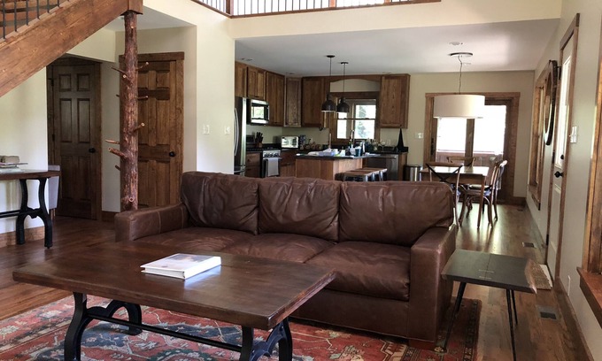 Millboro House | Withrow House is the perfect getaway next to the Cowpasture River