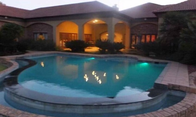 Kempton Park AH House | Witwater Guest House