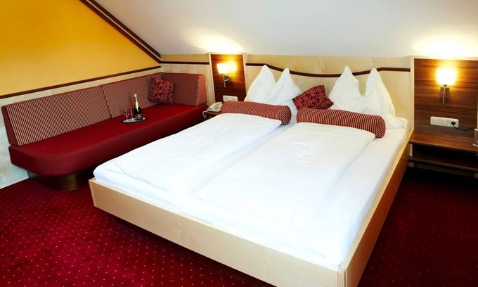 Unterlamm Apartment | Wohlfühl-kuschelzimmer 3 Pers. - Hotel-garni Thermenglück