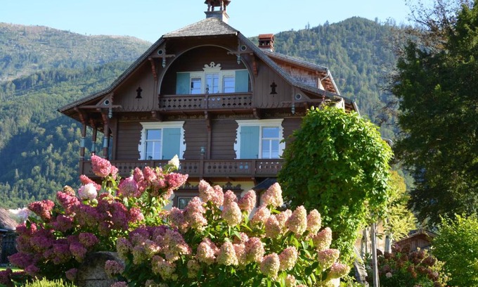 Ebensee Apartment | Wohnen am See Villa Schrötter direkt am Traunsee