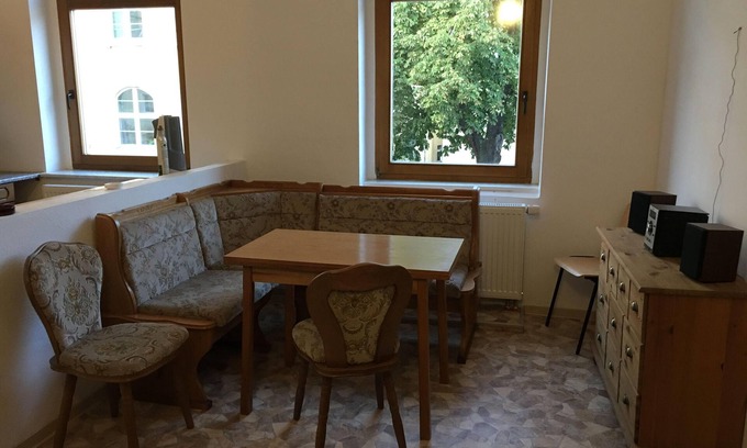 Bahnhofsvorstadt Apartment | Wohnen in der Uni-Silber-und Welterbestadt Freiberg. Whg.3