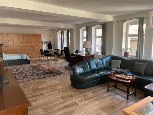 Zittau Apartment | Wohnen mit Loft Charakter im Zentrum