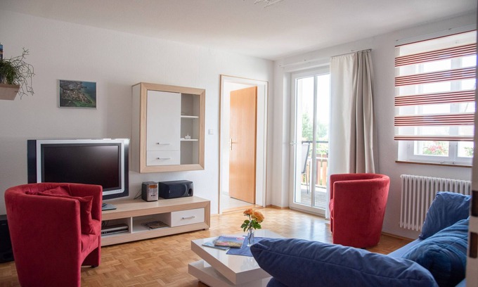 Reichenau Apartment | Wohnung 2, 66qm, Balkon, 1 Schlafzimmer, max. 4 Personen