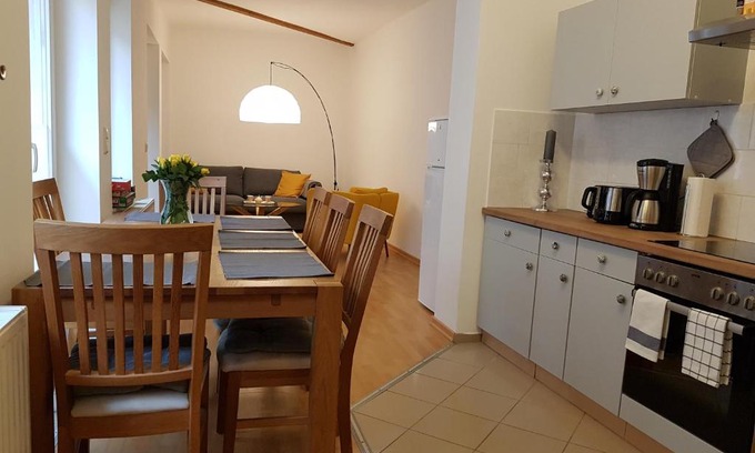 Dutch Quarter Apartment | Wohnung in direkter Innenstadtlage