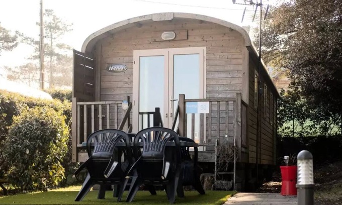 Saint-Michel-Chef-Chef Cabin | Wohnwagen mit 2 Schlafzimmern für 4 Personen