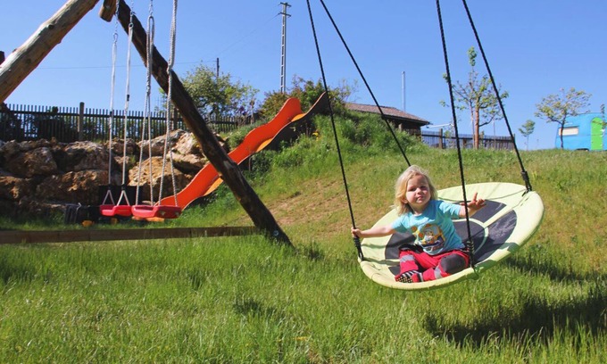 Betzenstein Apartment | Wonder world vacation - rural, modern, familiar.