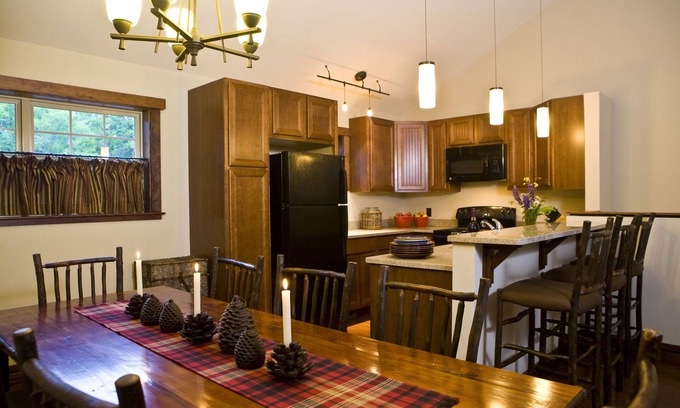 Wilmington House | Wonderful and spacious Wilmington Townhome- Close to Whiteface and Lake Everest!