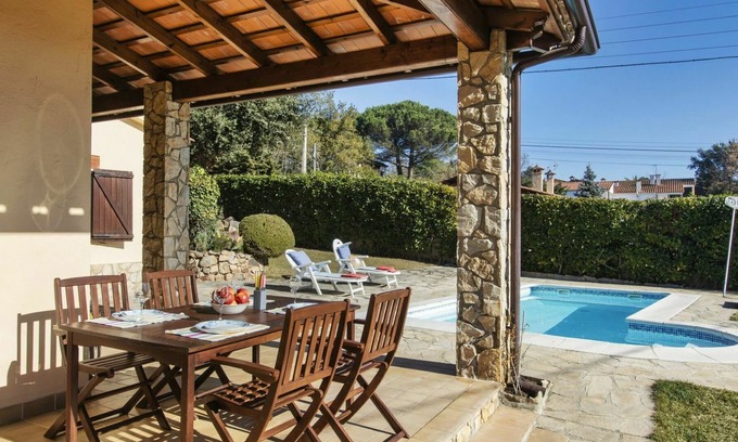 Can Carbonell House | Wonderful private villa for 7 guests with WIFI, private pool and parking