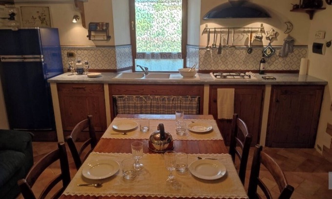 Caprese Michelangelo House | Wonderful Romantic Relaxation