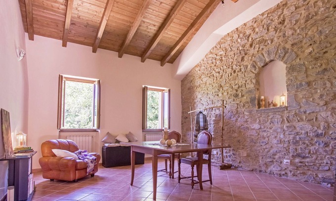 Bagnone Other | Wonderful "Lavender House"