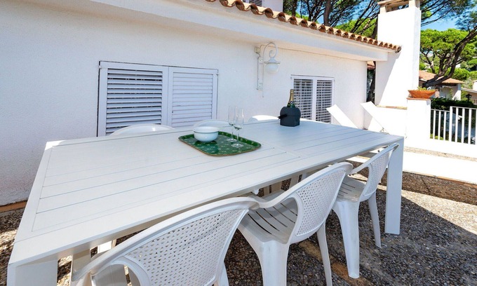 Sant Pol De Mar House | Wonderful private villa for 8 guests with WIFI, TV and parking