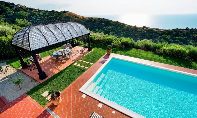 Capo d'Orlando Villa | Wonderful private villa for 10 people with A/C, private pool, WIFI, TV, terrace and panoramic view