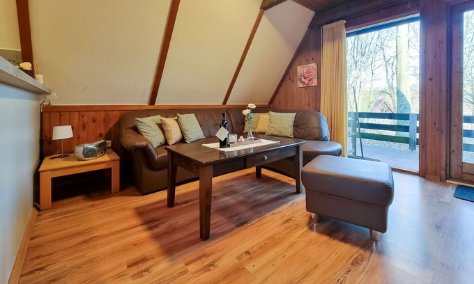 Bad Arolsen House | Wonderful private villa for 5 people with WIFI, TV, patio and parking