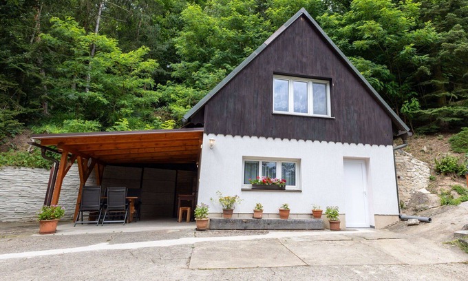 Vysoka House | Wonderful private villa for 4 people with WIFI, TV, patio and parking