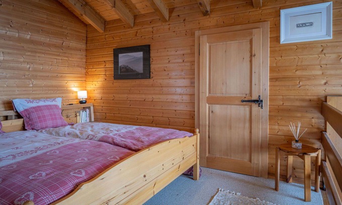 Chamoson House | Wonderful private villa for 6 guests with WIFI, TV, terrace and parking