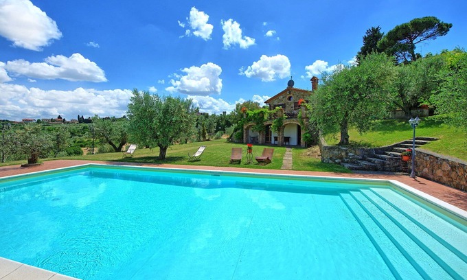 Lucignano Villa | Wonderful private villa with WIFI, A/C, private pool, TV, patio, panoramic view and parking