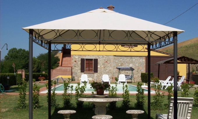 Volterra Villa | Wonderful private villa with WIFI, private pool, TV and pets allowed, close to San Gimignano