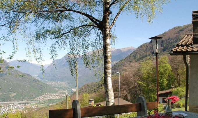 Pianezzo House | Wonderful private villa for 4 people with WIFI, patio, pets allowed, panoramic view and parking