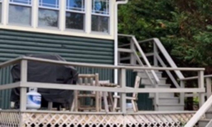 Lakeville Cottage | Wonderful Tranquil Cottage Just off Cape Cod
