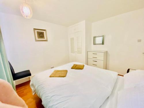 Fryent Apartment | Wonderful Two Bedroom Apartment in London