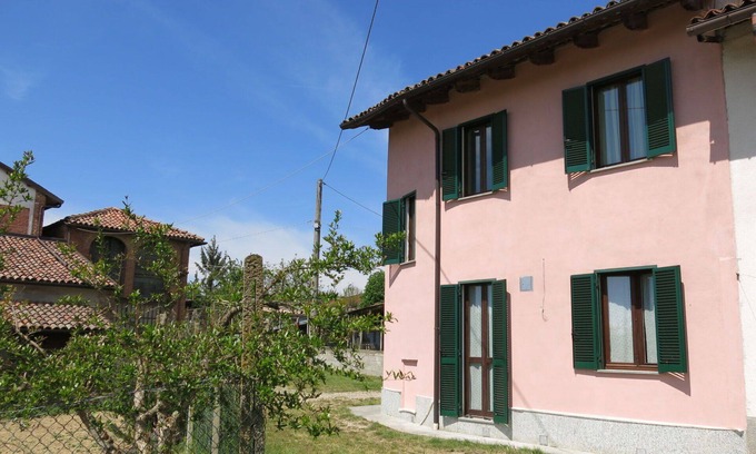 Cortiglione House | Wonderful villa for 5 guests with WIFI, TV, patio and parking