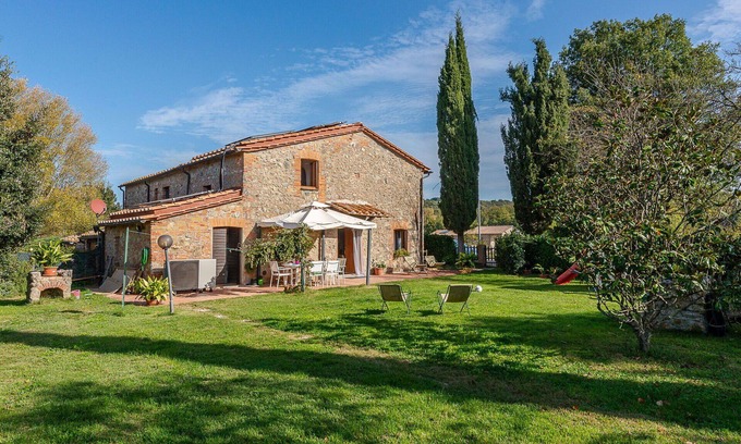 Montieri House | Wonderful villa for 5 guests with A/C, WIFI, private pool, TV, patio, pets allowed and parking