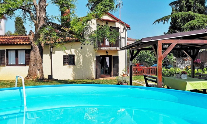 Buici House | Wonderful villa for 6 people with A/C, private pool, WIFI, TV, terrace, pets allowed and parking