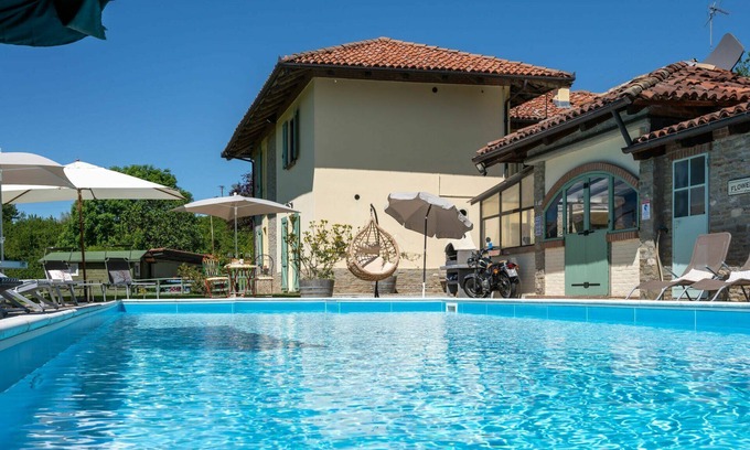 Borgomale House | Wonderful villa for 10 people with private pool, WIFI, TV, terrace, panoramic view and parking