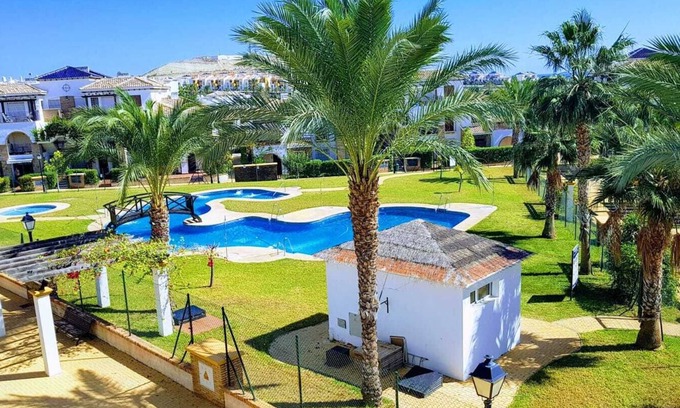 Vera Apartment | Wonderfully relaxing: pools, padel, tennis, beach and beautiful surroundings.