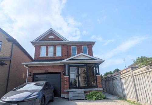 Vaughan Apartment | Wonderland apartment - 6 min by walking