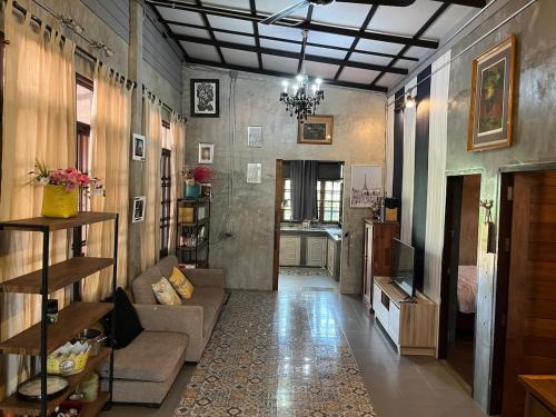 Saraphi House | Wongtawan House