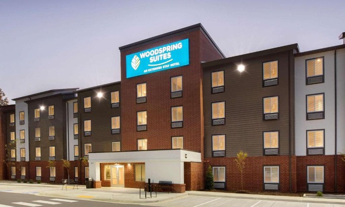 Landover Hotel | Wood Spring Suites Washington DC East Arena Drive