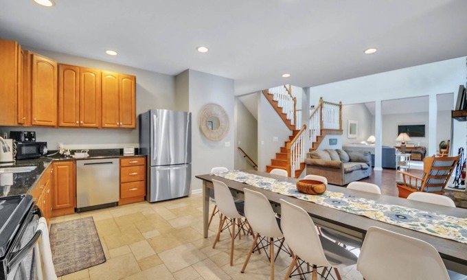 Montague House | Wooded Sands: From Sunrise to Sunset – Make the Most of Your Summer Here!