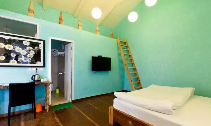 The Mall Road Hotel | Wooden Heart, Mussoorie