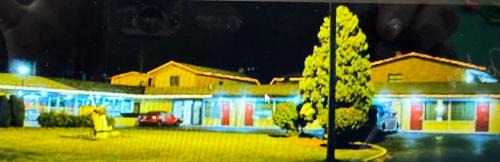Holland Hotel | Wooden Shoe Motel
