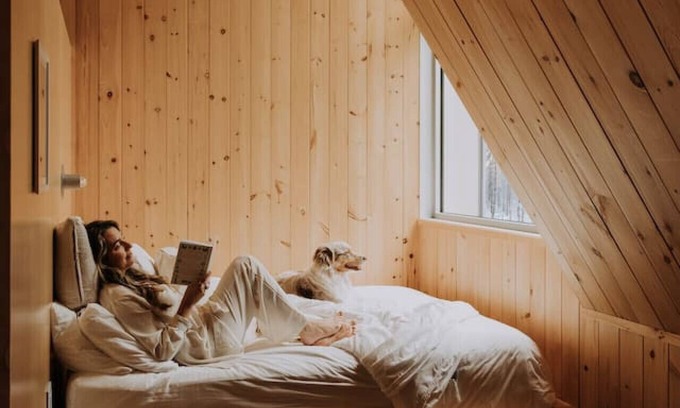 Chertsey Ski Chalet | Woodland Spa Sauna Trails & Lake Firepit