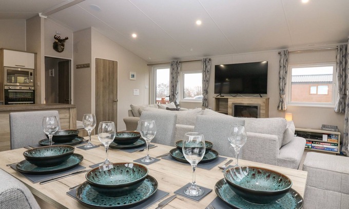 Dunbar Cottage | Woodpecker Lodge