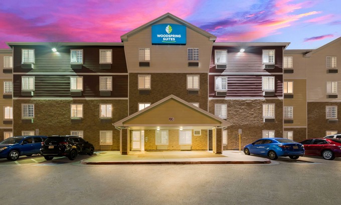 Biggs Field Hotel | WoodSpring Suites El Paso I-10 Southeast