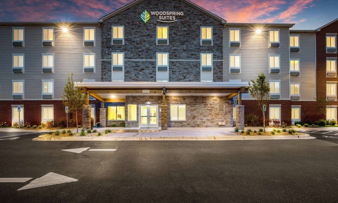 Elgin Hotel | WoodSpring Suites Elgin - Chicago