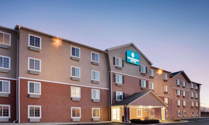 Fort Wayne Hotel | WoodSpring Suites Fort Wayne