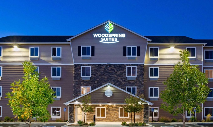 Grand Junction Hotel | WoodSpring Suites Grand Junction