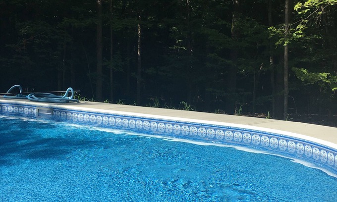 Woodstock House | Woodstock Paradise with Gardens & Private Heated Pool-Gardener's Special!